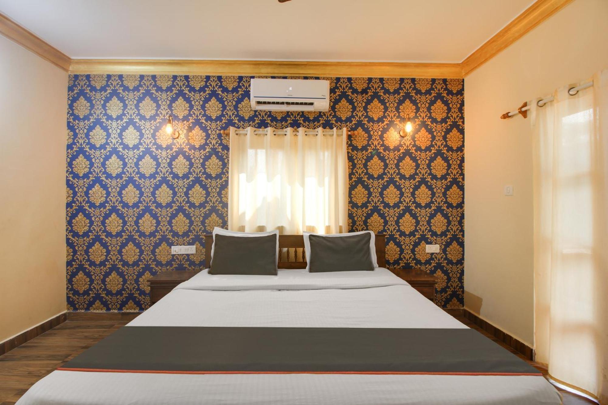Collection O Romeos Place Baga Beach Hotell Calangute Exteriör bild